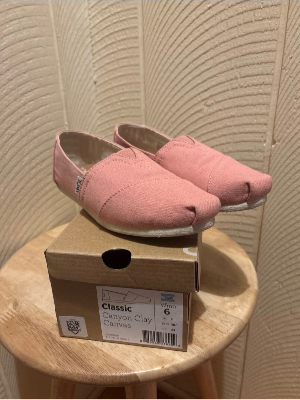TOMS Women's Classic Canvas Slip-Ons in Canyon Clay Pink